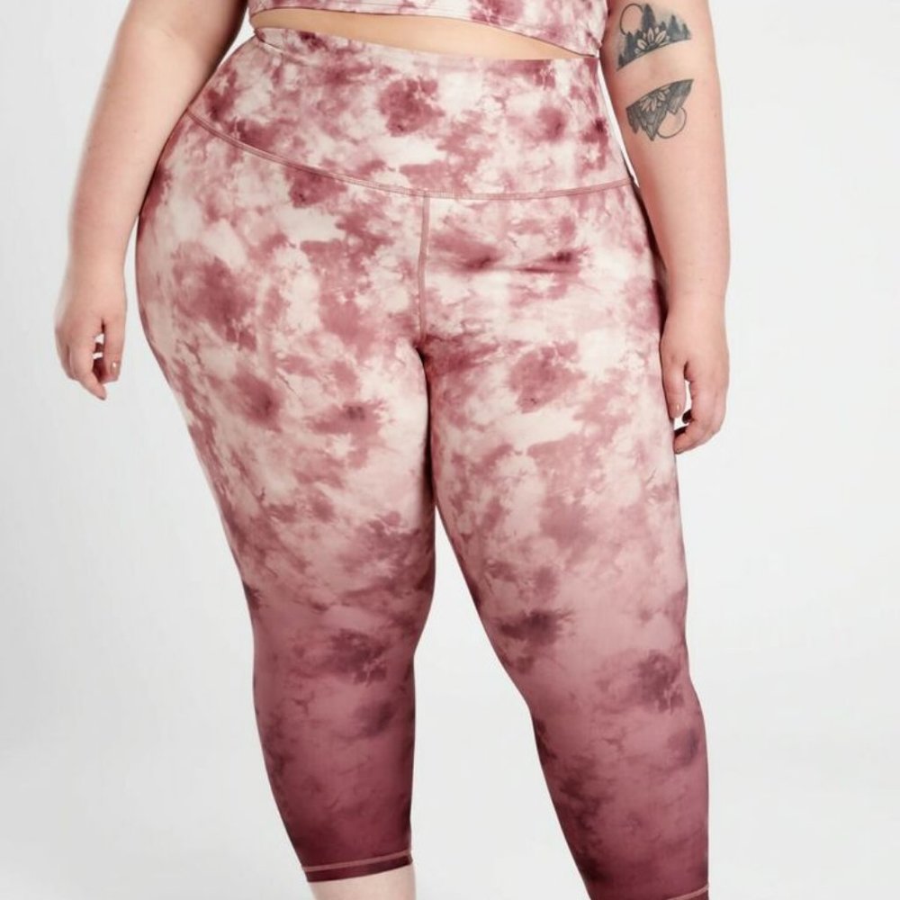Athleta Elation Printed 7/8 Tight size 3X Pink Maroon Dye